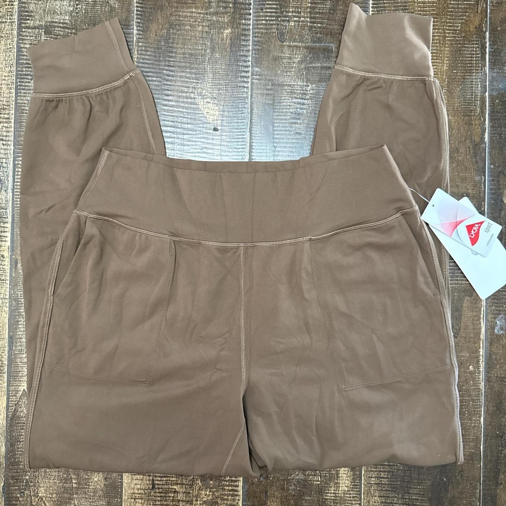 Lycra Sport Brown Joggers with Pockets